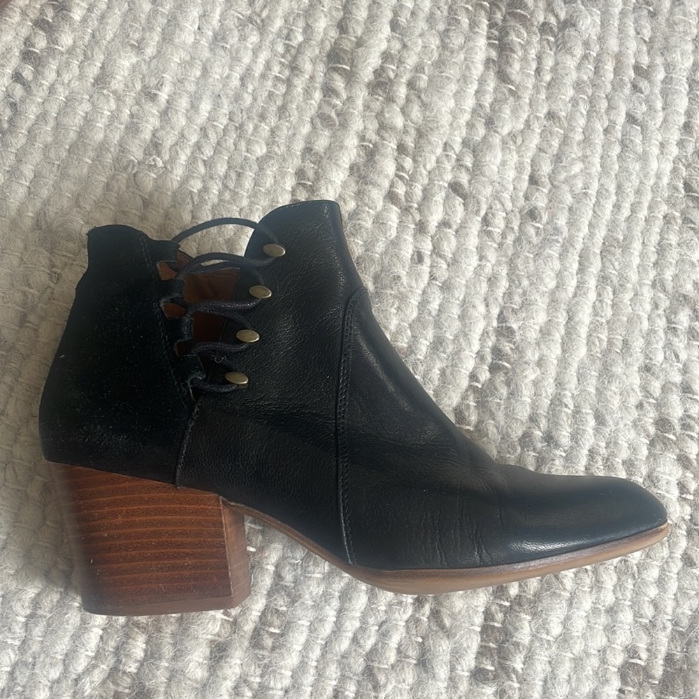 Aldo Leather Booties - Picture 4 of 4